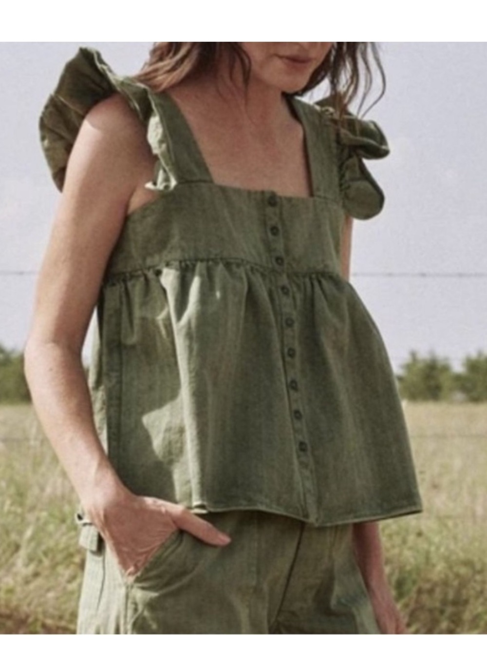 THE GREAT. Ruffled Square-Neck Button-Front Tank - Sage - Picture 2 of 8